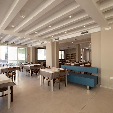 Hotel Jonni Sottomarina Esterno foto