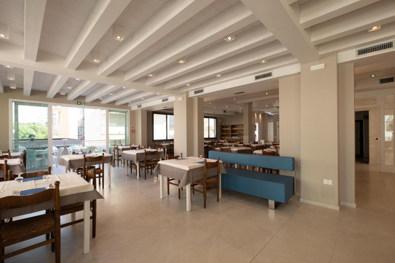 Hotel Jonni Sottomarina Esterno foto