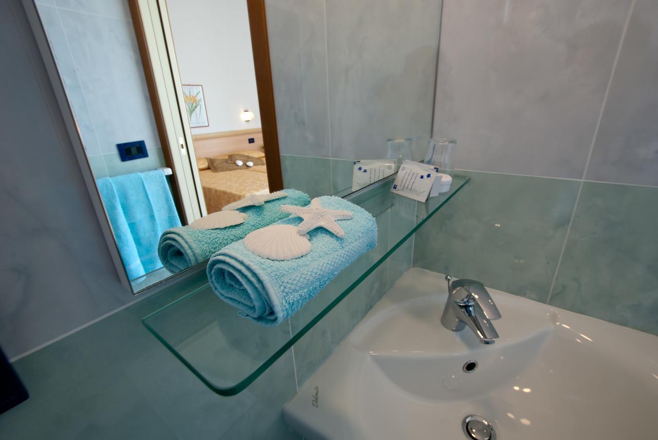 Hotel Jonni Sottomarina Esterno foto