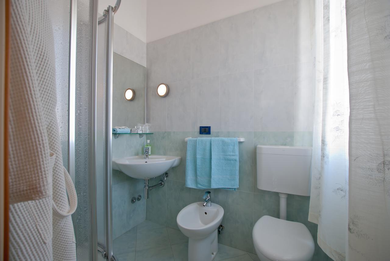 Hotel Jonni Sottomarina Esterno foto